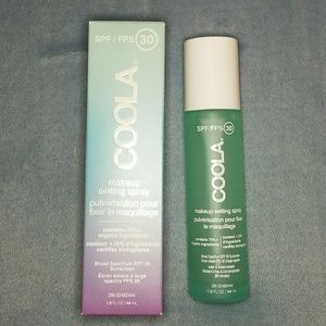 🆕 Coola makeup setting spray